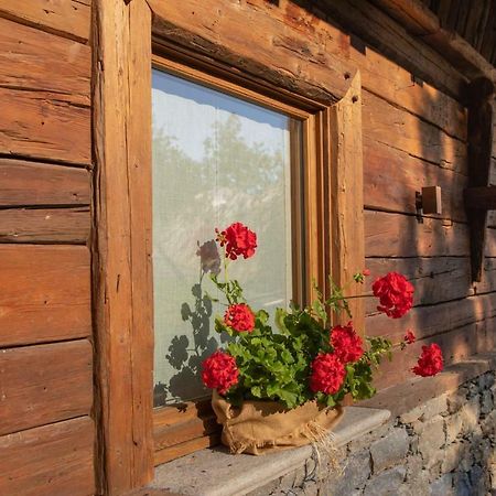 Casa Vacanze Petit Haury - Alloggi Ad Uso Turistico Vda Arvier N 0039 E N 0040 - Экстерьер фото