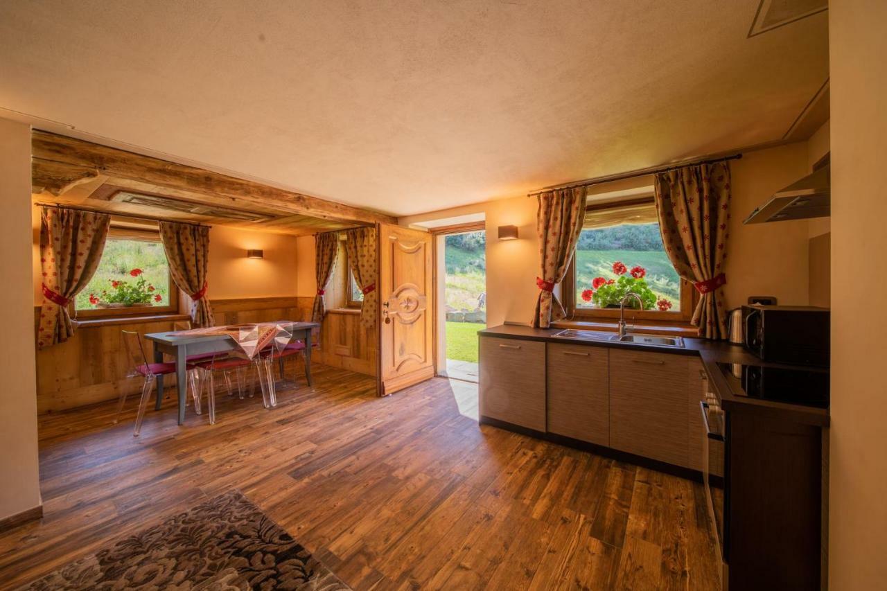 Casa Vacanze Petit Haury - Alloggi Ad Uso Turistico Vda Arvier N 0039 E N 0040 - Экстерьер фото